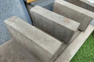 中建新技术：沙漠制砖！(沙漠中建房子)